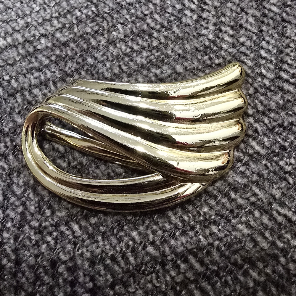 Vintage Piscitelli Gold Tone Angel Wing Scarf Pin
